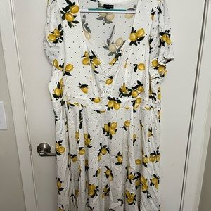 NWT Torrid Lemon Print Dress - 4X